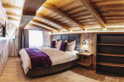 Chalet Mozart entry hall and reception alpine-chic fractional ownership