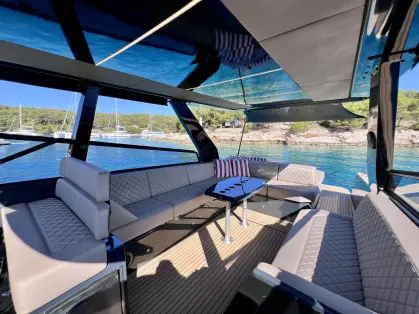 Yacht Vienna2 sunbed relaxation Adriatic coast fractional ownership